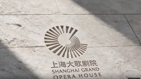 2026年超值预售：优派2526-2-10 245寸2 280显示器，仅需999元起终极选购指南
